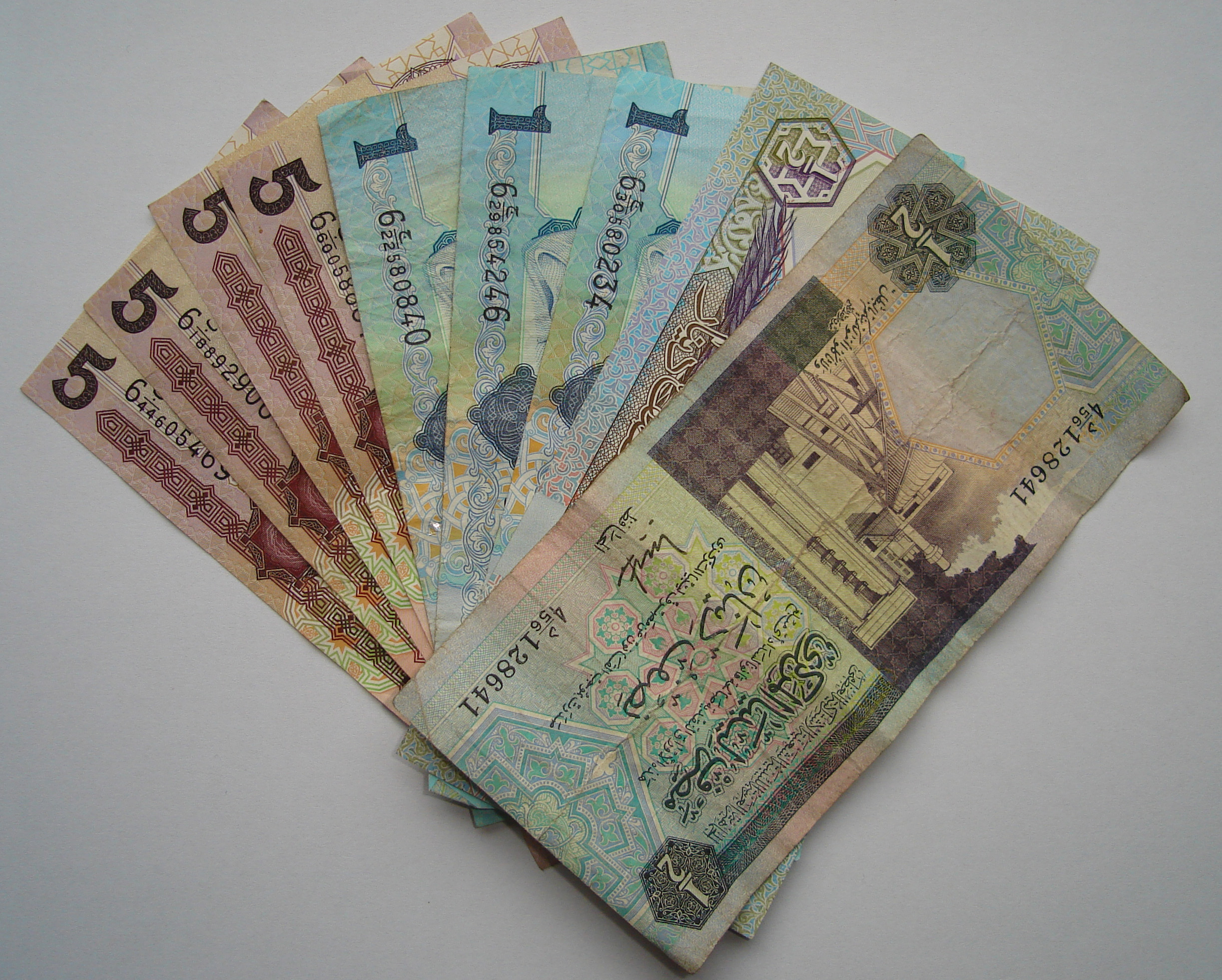 libyscher-dinar-w-hrung-flaggen-der-welt